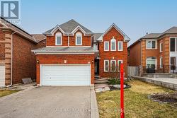 30 ADIRONDACK CRESCENT Brampton, ON L6R 1E5