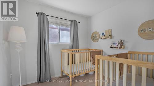 1730 Silver Maple Drive, Pickering, ON - Indoor Photo Showing Bedroom