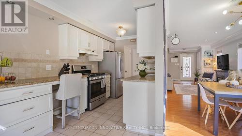 1730 Silver Maple Drive, Pickering, ON - Indoor Photo Showing Kitchen With Stainless Steel Kitchen With Upgraded Kitchen