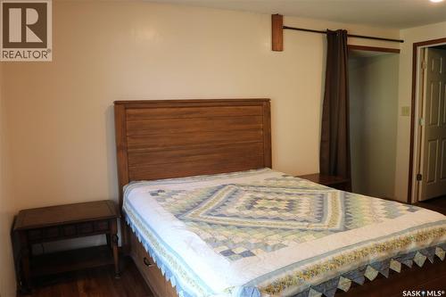 211 Pipestone Avenue, Wawota, SK - Indoor Photo Showing Bedroom