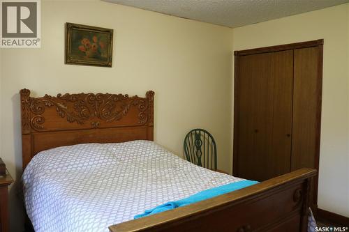 211 Pipestone Avenue, Wawota, SK - Indoor Photo Showing Bedroom