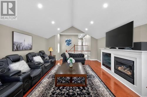 5342 Crane Court, Mississauga, ON - Indoor Photo Showing Living Room With Fireplace