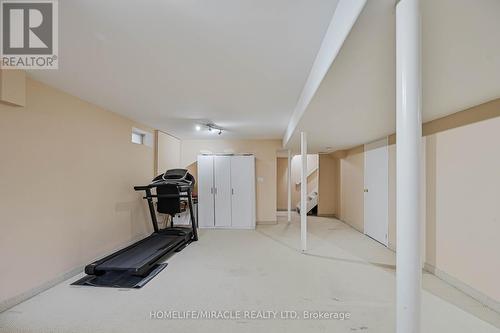 5342 Crane Court, Mississauga, ON - Indoor