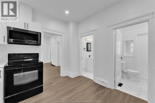505 Mckay, Windsor, ON - Indoor With Fireplace