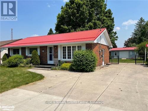 27 HERBERT AVENUE  Grey Highlands, ON N0C 1H0