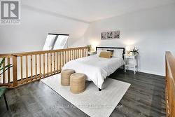 Primary bedroom with ensuite and walk in closet - 