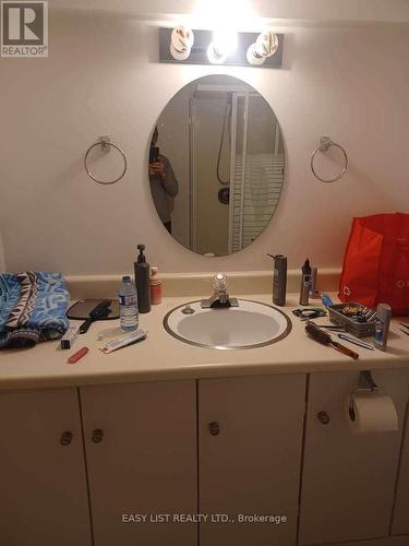 2218 Iris Street, Ottawa, ON - Indoor Photo Showing Bathroom