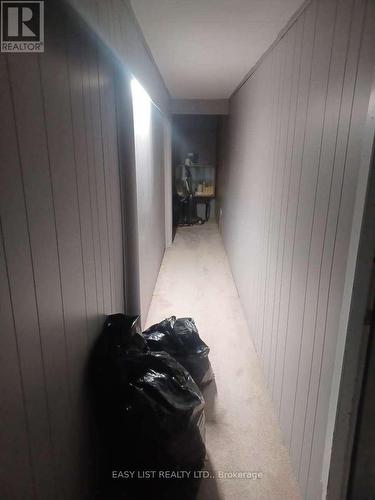 2218 Iris Street, Ottawa, ON - Indoor Photo Showing Other Room
