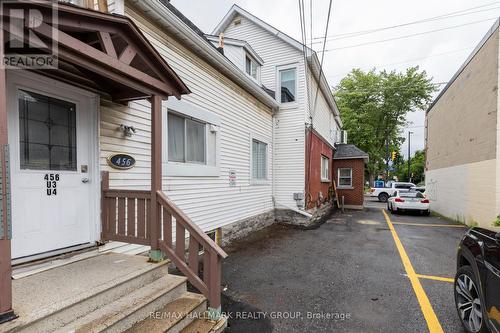 4 - 456 BRONSON AVENUE , Ottawa, Ontario K1R 6J6 2