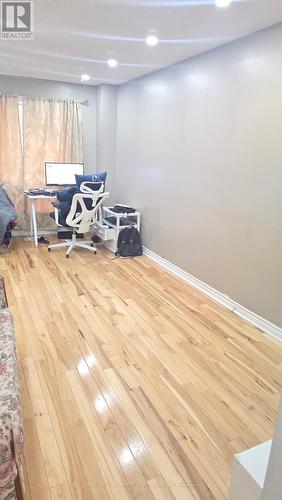 4136 Clevedon Drive, Mississauga, ON - Indoor