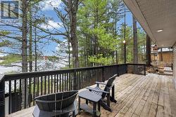 View to Lake - 
