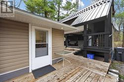 Entrance / Entrance to Bunkie/guest suite - 