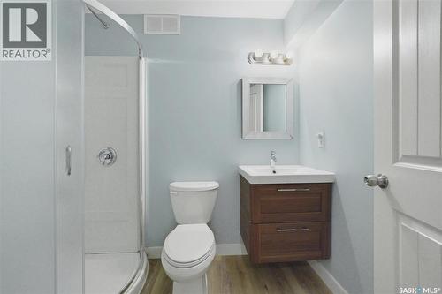 234 Klassen Crescent, Saskatoon, SK - Indoor Photo Showing Bathroom