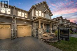117 AIRD Court  Milton, ON L9T 8B6