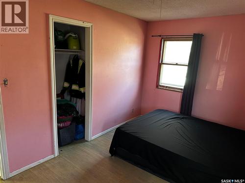1175 Wallace Street, Regina, SK - Indoor Photo Showing Bedroom