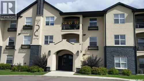 207 211 Ledingham Street, Saskatoon, SK - Outdoor With Facade