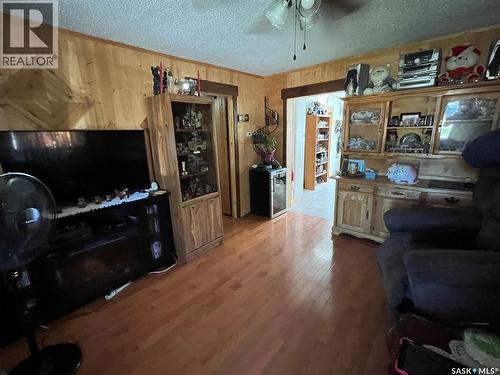 217 Broadway Street, Foam Lake, SK - Indoor