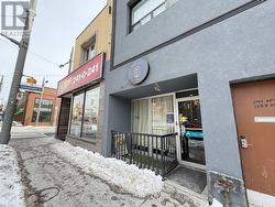 1351 ST CLAIR AVENUE W  Toronto, ON M6E 1C5