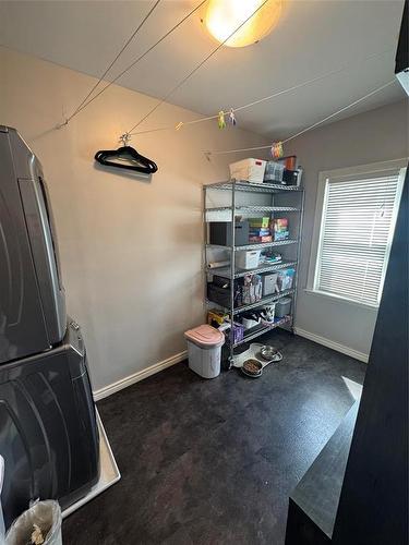 450 3Rd Street, Brandon, MB - Indoor