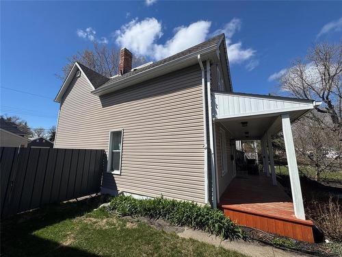 450 3Rd Street, Brandon, MB - Outdoor With Exterior