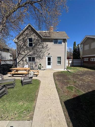 450 3Rd Street, Brandon, MB - Outdoor