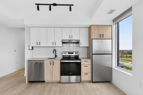 C1207-4878 Powers Common, Burlington, ON - Indoor Photo Showing Kitchen