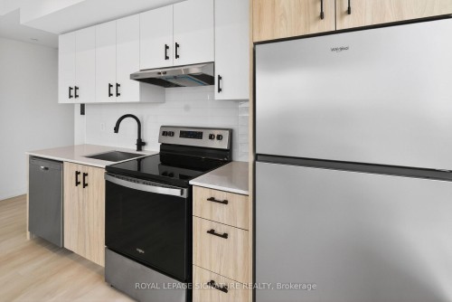 C1207-4878 Powers Common, Burlington, ON - Indoor Photo Showing Kitchen
