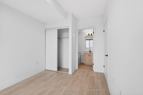 C1207-4878 Powers Common, Burlington, ON - Indoor Photo Showing Other Room