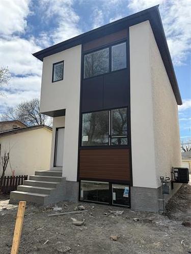 1506 Pritchard Ave, Winnipeg, MB 