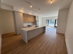 5971 Av. Papineau  Montréal (Rosemont/La Petite-Patrie), QC H2G 2W7