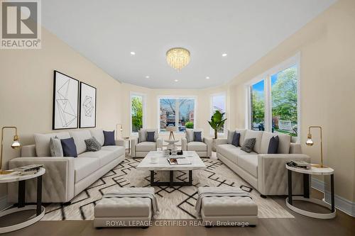 5016 Natkarni Crescent, Mississauga, ON - Indoor Photo Showing Living Room