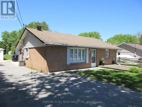 31 RIVER DRIVE  Essa, ON L3W 0G8