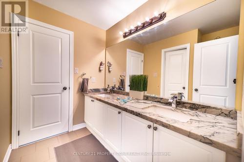 62 Impulse Circle, Brampton, ON - Indoor Photo Showing Bathroom