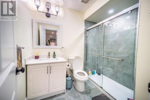 62 Impulse Circle, Brampton, ON - Indoor Photo Showing Bathroom