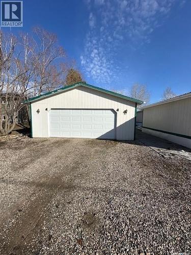 208 Tyvan Street, Francis, SK 