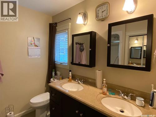 536 Stanley Street, Esterhazy, SK - Indoor Photo Showing Bathroom