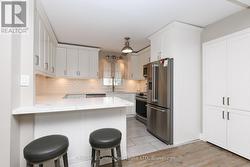 KITCHEN - 