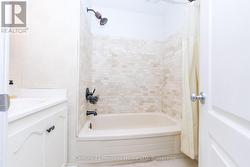 4 pc ensuite washroom - 