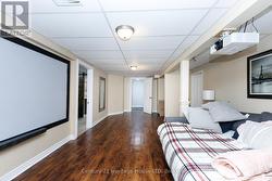 bsmt MEDIA room - 