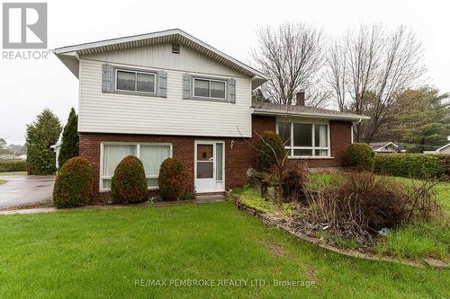 2 SILKE DRIVE  Petawawa, ON K8H 2K7