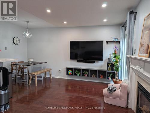 434 Heddle Crescent, Newmarket, ON - Indoor Photo Showing Other Room With Fireplace