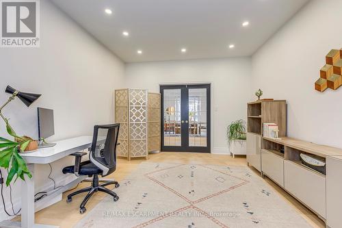 4267 Sarazen Drive, Burlington, ON - Indoor
