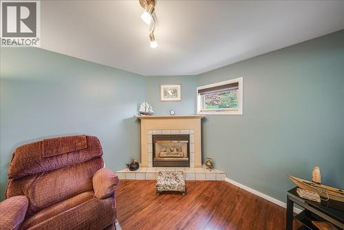 602 Schofield Highway, Warfield, BC - Indoor With Fireplace
