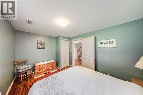 602 Schofield Highway, Warfield, BC - Indoor Photo Showing Bedroom