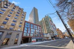 619 - 308 JARVIS STREET  Toronto, ON M5B 0E3