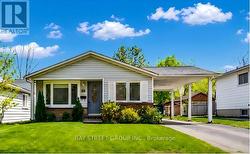 66 AMOS AVENUE  Waterloo, ON N2L 5G3