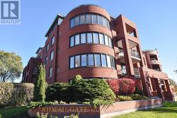 203 - 959 NORTH RIVER ROAD  Ottawa, ON K1K 3V3