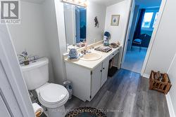 second floor jack & Jill 2 pc bath - 