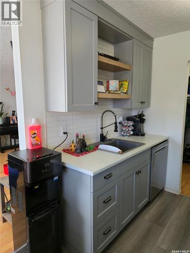 9 605 Wilson Crescent, Saskatoon, SK - Indoor Photo Showing Kitchen