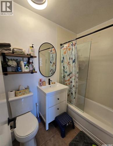 9 605 Wilson Crescent, Saskatoon, SK - Indoor Photo Showing Bathroom